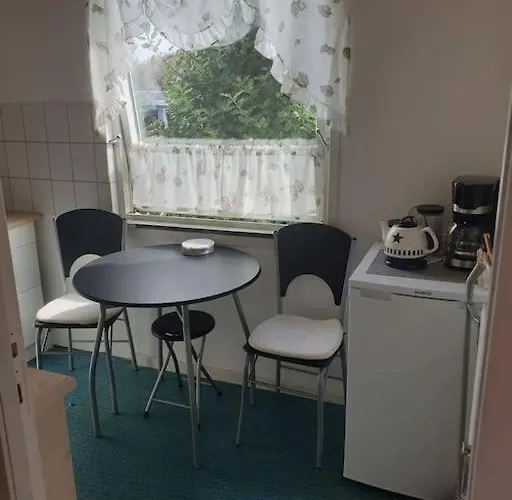 דירה Cozy In הירטסהלס